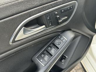 damaged passenger cars Mercedes Cla-klasse  2012/12