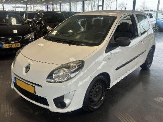Unfallwagen Renault Twingo 1.5DCI 2011/5