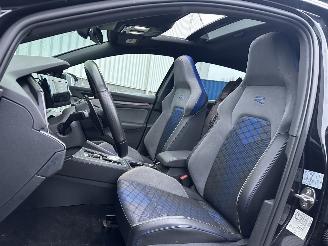 Volkswagen Golf 2.0TSI 320PK Performance picture 10