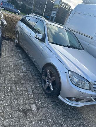 Schadeauto Mercedes C-klasse 350 V6 CDI BlueEFFICIENCY 2010/5