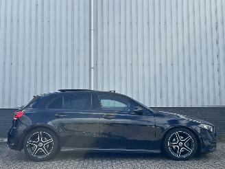 Mercedes A-klasse A200 AMG Line picture 3