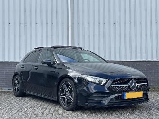 skadebil auto Mercedes A-klasse A200 AMG Line 2018/1