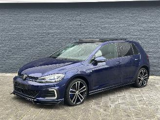 skadebil auto Volkswagen Golf 1.4TSI 7.5 GTE PANORAMA 1ste eigenaar 2018/1