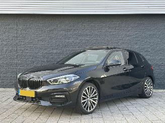 Damaged car BMW 1-serie 120d xDrive High Executive Edition 2020/4