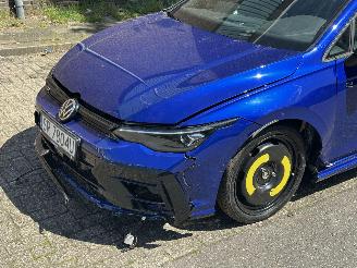 Volkswagen Golf 2.0TSI R Panorama picture 6