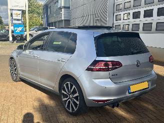 Volkswagen Golf 1.4TSI GTE Panorama Led picture 2