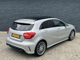 Mercedes A-klasse A180 AMG Line Panorama Alcantara Led picture 3