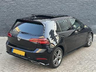 Volkswagen Golf 1.5TSI 3x R-Line picture 5