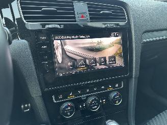 Volkswagen Golf 1.5TSI 3x R-Line picture 14