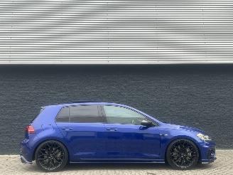 Volkswagen Golf 2.0 TSI R 4Motion picture 3