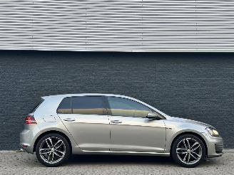 Volkswagen Golf 1.4 TSI GTI Interieur + Exterieur picture 2