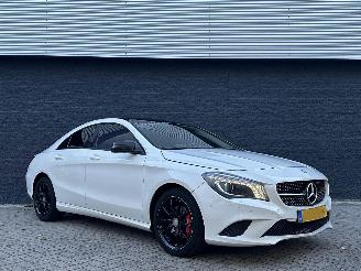 skadebil auto Mercedes Cla-klasse Cla Sedan Led Xenon Leer 2015/1