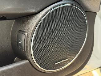 Mercedes C-klasse C63 AMG 6.2 V8 PANO/HARMAN FULL OPTION picture 14