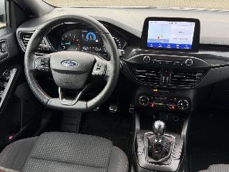 Ford Focus 1.0 EcoBoost ST Line picture 11