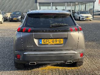 Peugeot 2008 1.2 PureTech GT-Line picture 5