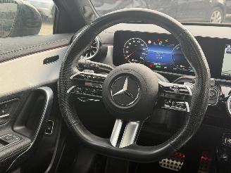 Mercedes A-klasse A250e AMGPANO/AUTOMAAT picture 17