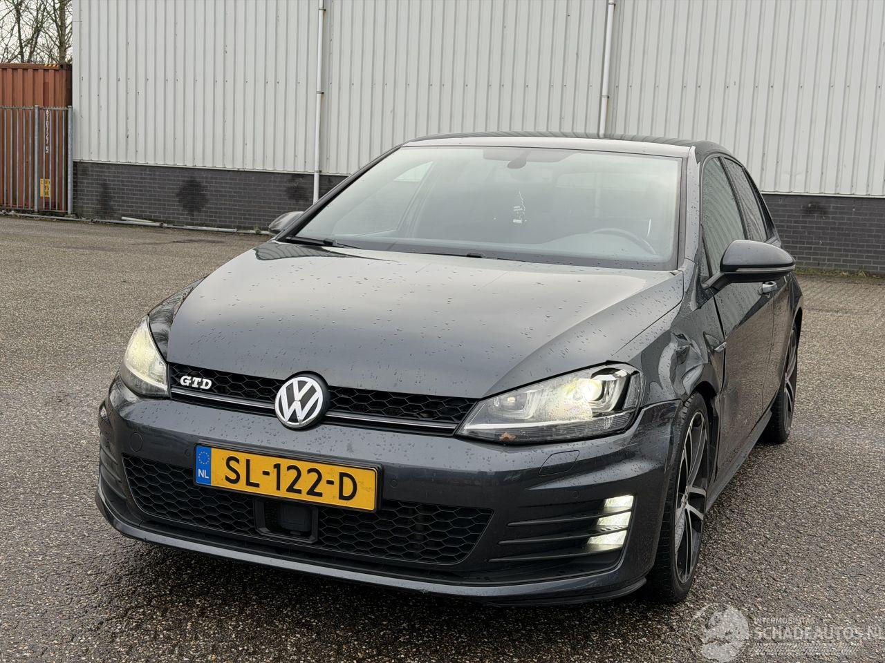 Volkswagen Golf GTD 2.0TDI DSG SPORT&SOUND