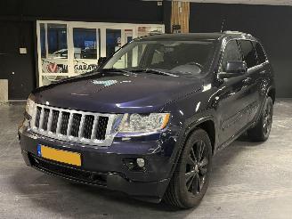 Vaurioauto  passenger cars Jeep Grand-cherokee 3.6 Laredo Automaat 2011/2