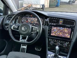 Volkswagen Golf 1.4 tsi R-line pano/DSG picture 13