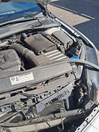 Volkswagen Golf 2.0TSI GTI PERFORMANCE FACELIFT picture 5