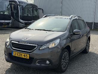 skadebil auto Peugeot 2008 1.2 PureTech Active AUTOMAAT 2014/11