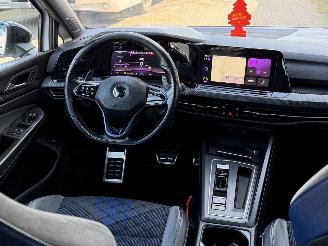 Volkswagen Golf 2.0 TSI R 4Motion PANO/AKRA picture 14