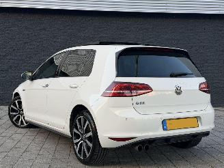 Volkswagen Golf GTE PANO/AUTOMAAT/LEER picture 4