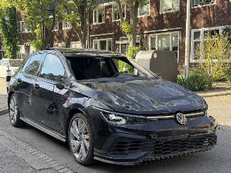 Volkswagen Golf 8 GTI CLUBSPORT PANO/HEAD-UP picture 3