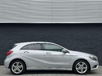 Mercedes A-klasse A180 BENZINE LED picture 3