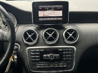 Mercedes A-klasse A180 BENZINE LED picture 14
