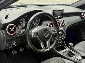 Mercedes A-klasse A180 BENZINE AMG PANO picture 12