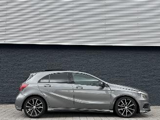 Mercedes A-klasse A180 BENZINE AMG PANO picture 2
