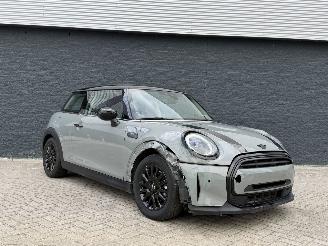  Mini Cooper 1.5 Automaat/Pano full option 2022/11