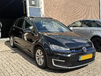Voiture accidenté Volkswagen Golf 7 GTE PANO/AUTOMAAT 2025/7