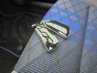 Volkswagen Golf R 4MOTION picture 19