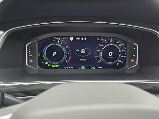 Volkswagen Tiguan R-LINE 180 kW Hybride picture 28