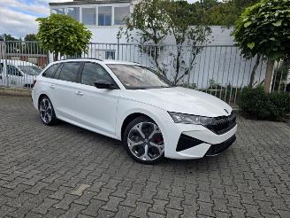Damaged car Skoda Octavia RS 195 kW 2026/1