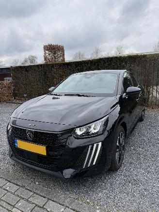 Coche accidentado Peugeot 208 Allure 2025/9