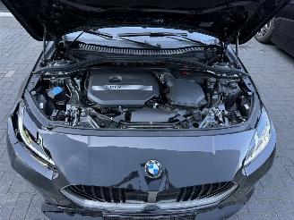 BMW 1-serie M120i Vol M pakket - Full M package picture 24