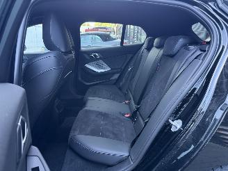 BMW 1-serie M120i Vol M pakket - Full M package picture 15