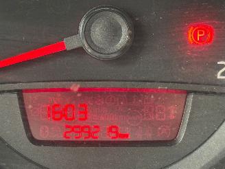 Volkswagen Up!  picture 17