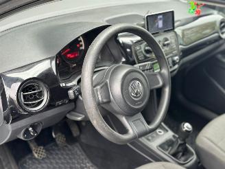 Volkswagen Up!  picture 11