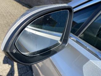 Volkswagen Passat Comfortline, Trekhaak, Camera, Airco picture 41