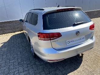 Volkswagen Passat Comfortline, Trekhaak, Camera, Airco picture 10