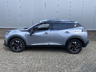 Peugeot 2008 Allure Camera, Navi, Apple carplay, Clima picture 3