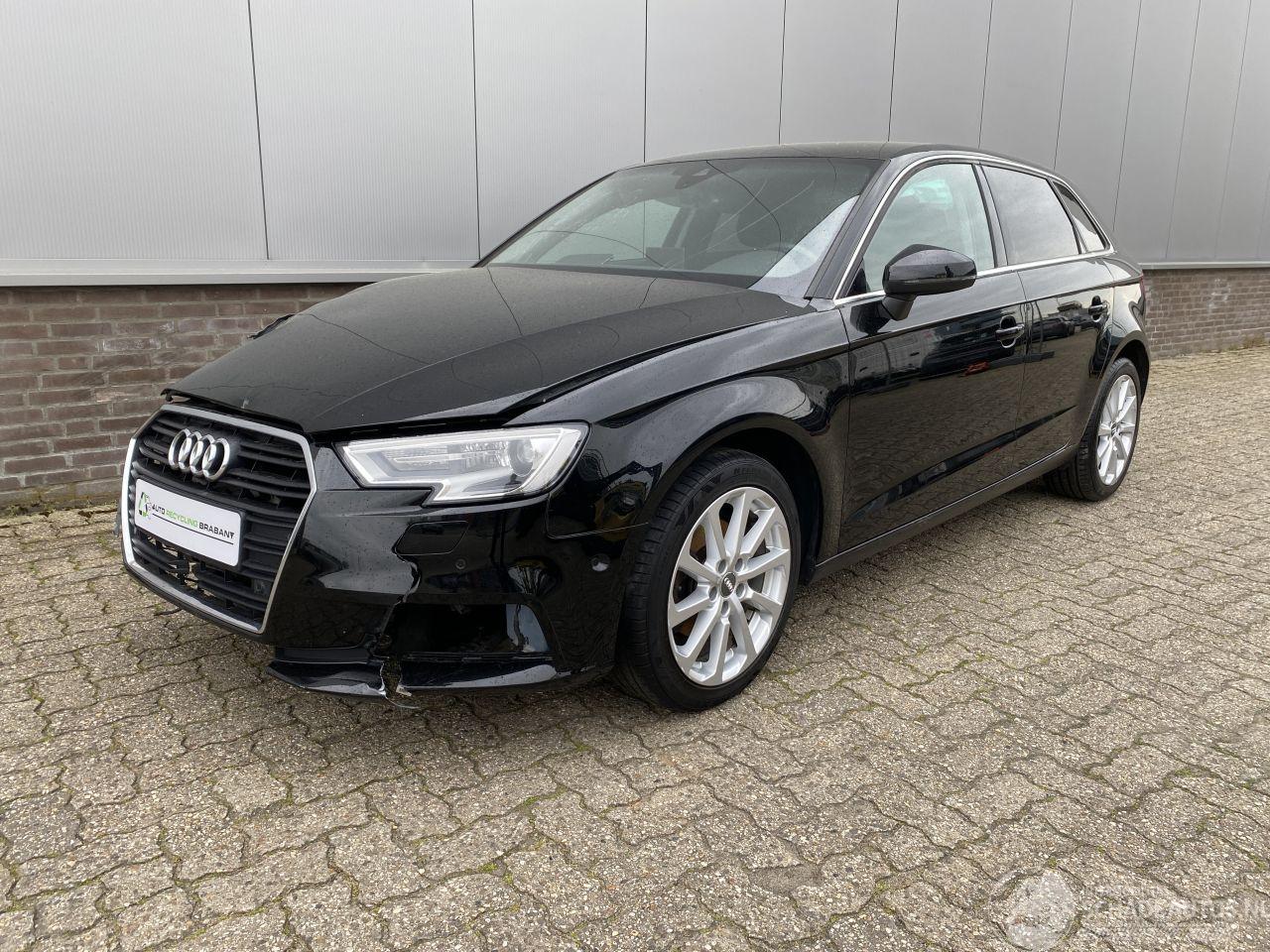 Audi A3 Sportback 1.6 TDI Design Pro Line Plus Virtual Cockpit, Leer, Airco, Navi