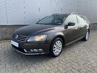 škoda osobní automobily Volkswagen Passat Variant 1.4 TSI Comfort Executive Line BlueMotion AUTOMAAT NAVIGATIE 2012/6