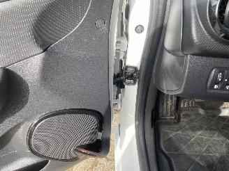 Renault Clio 0.9 TCe Bose Airco PDC Navi picture 12