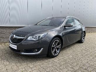 Schadeauto Opel Insignia A Sports Tourer Innovation 4x4, Leer, Xenon, Camera, Trekhaak 2014/3