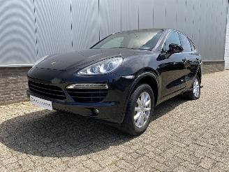krockskadad bil auto Porsche Cayenne 3.0 D Panoramadak , Bose , Navi , Camera , Luchtvering 2012/3